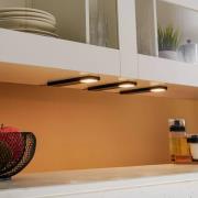 Lindby Amaryll LED-underskabsbelysning, sæt med 3, sort