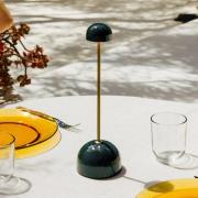 MARSET LED-batteridrevet bordlampe Sips, grøn/guld, 31 cm, stål