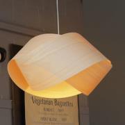 LZF pendellampe Nut, bøg/nikkel, længde 42 cm, træ