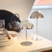 Dyberg Larsen LED-batteridrevet bordlampe Along, krom, 2 stk. sæt