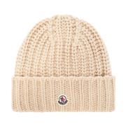 Beanie med logo