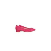 Fuchsia Pumps med Firkantet Tå og Spænde Detalje