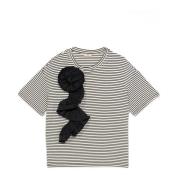 Stribet T-shirt med Ruffles