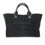 Pre-owned Canvas chanel-tasker