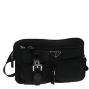 Pre-owned nylon crossbody-tasker