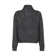 Ribbet Turtleneck Sweater med Logo Broderi