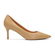 Tidløse beige pumps