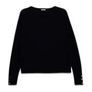 Boxy pullover med knapper ved ærmekanterne