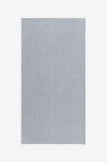 KM Home - Bomuldstæppe Line - Blå - Bomulds- & kludetæpper - - Homeroo...