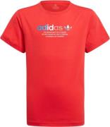 adidas TEE Mand Red Kortærmede T-shirts Str 128 - Bomuld hos Magasin