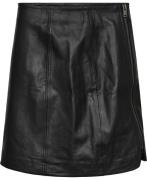 Heartmade ¤ Salil Leather Skirt HM ¤ Kvinde Black Korte Nederdele Str ...