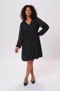 Kaffe Curve Kcmilli Lace Dress Kvinde Black Deep Midi Kjoler Str 46 - ...