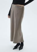 MANGO Midi Satin Skirt Kvinde 34 Midi Nederdele Str L - hos Magasin