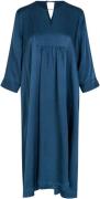 Masai Copenhagen Manadyne Kvinde Blue Midi Kjoler Str XL/LOOSE - hos M...