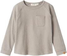 Lil' Atelier Nmmdias LS TOP LIL Str 92 - Mourning Dove Skjorter hos Ma...